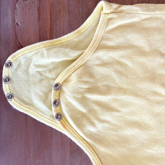 AMERICAN APPAREL | Good Intentions Yellow Onesie - Picture 6 of 7